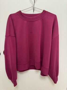 lululemon athletica Women's Crewneck Sweatshirt - Magenta